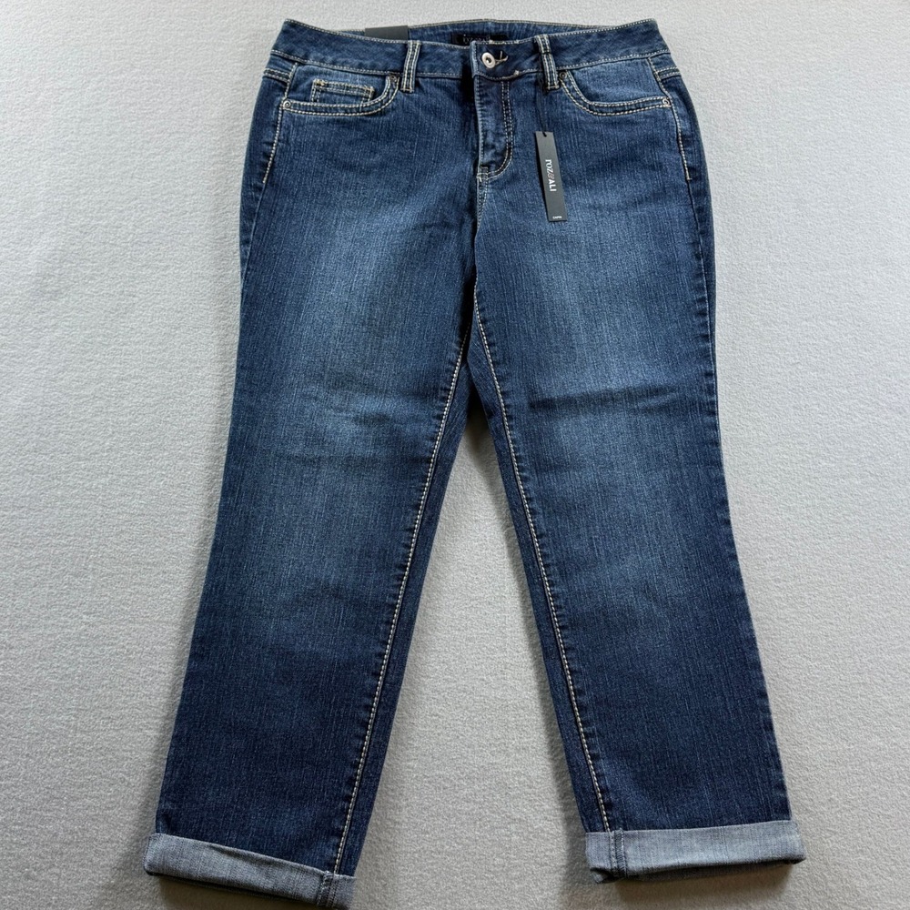 Roz & Ali Capri Jeans Womens 10 Blue Cuffed Denim Embroidered Pockets 31x24